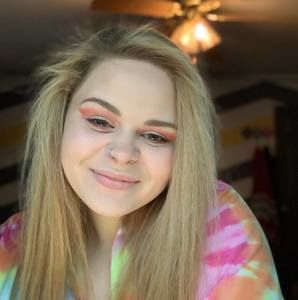 Meet your Posher, Celsi